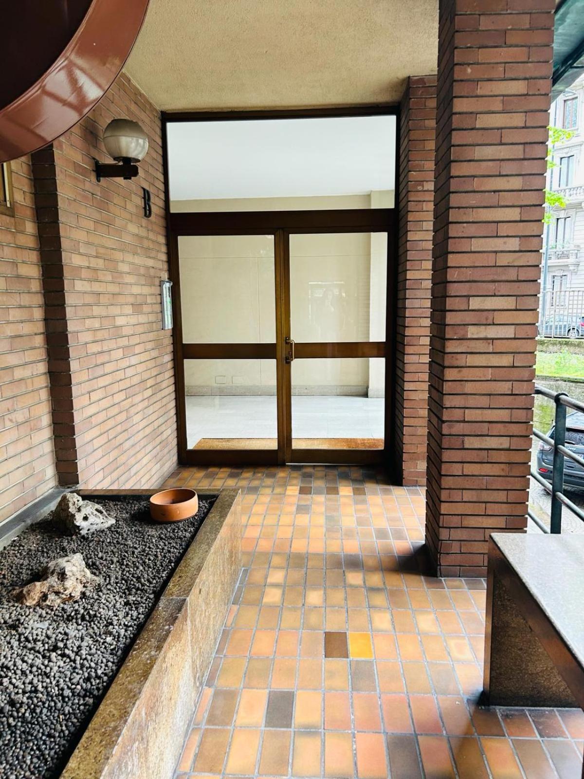 Easy Room Italy Milaan Buitenkant foto